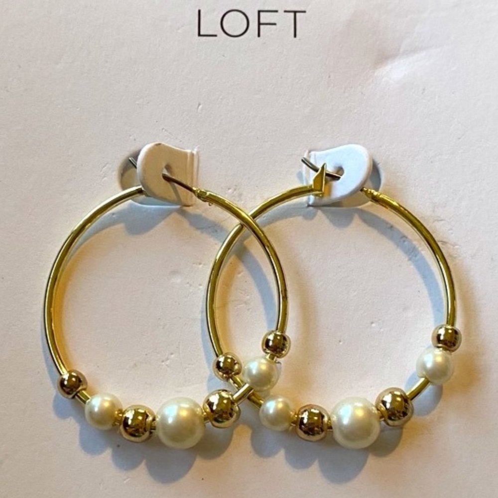 Loft Gold Hoop Earrings with Pearl & Gold Beads 🆕